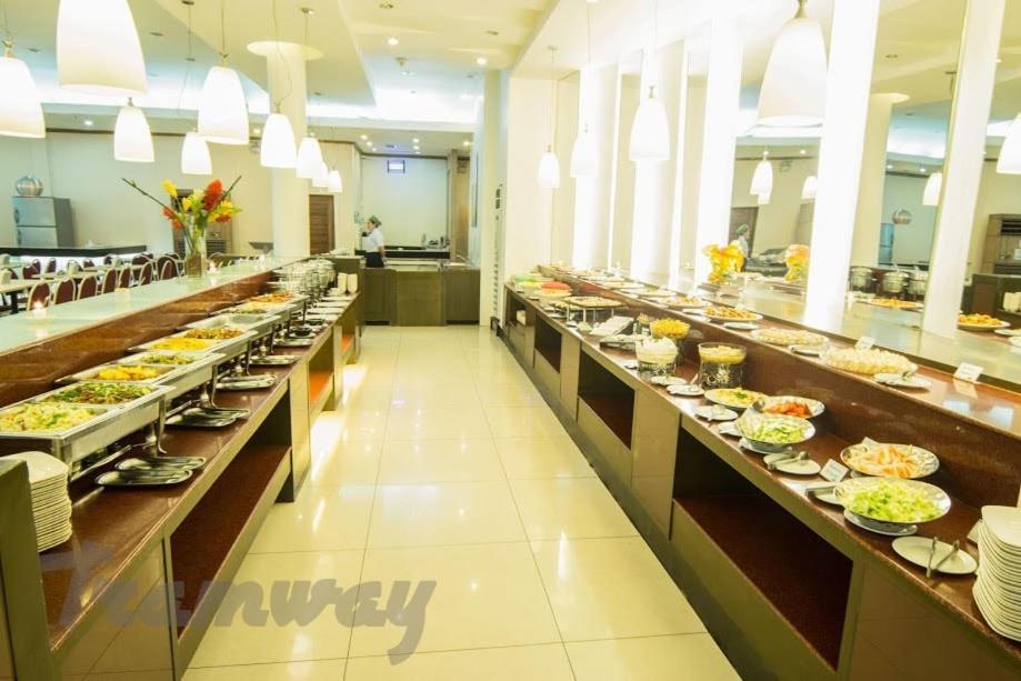 The Radiance Manila Bay Apartment Екстериор снимка